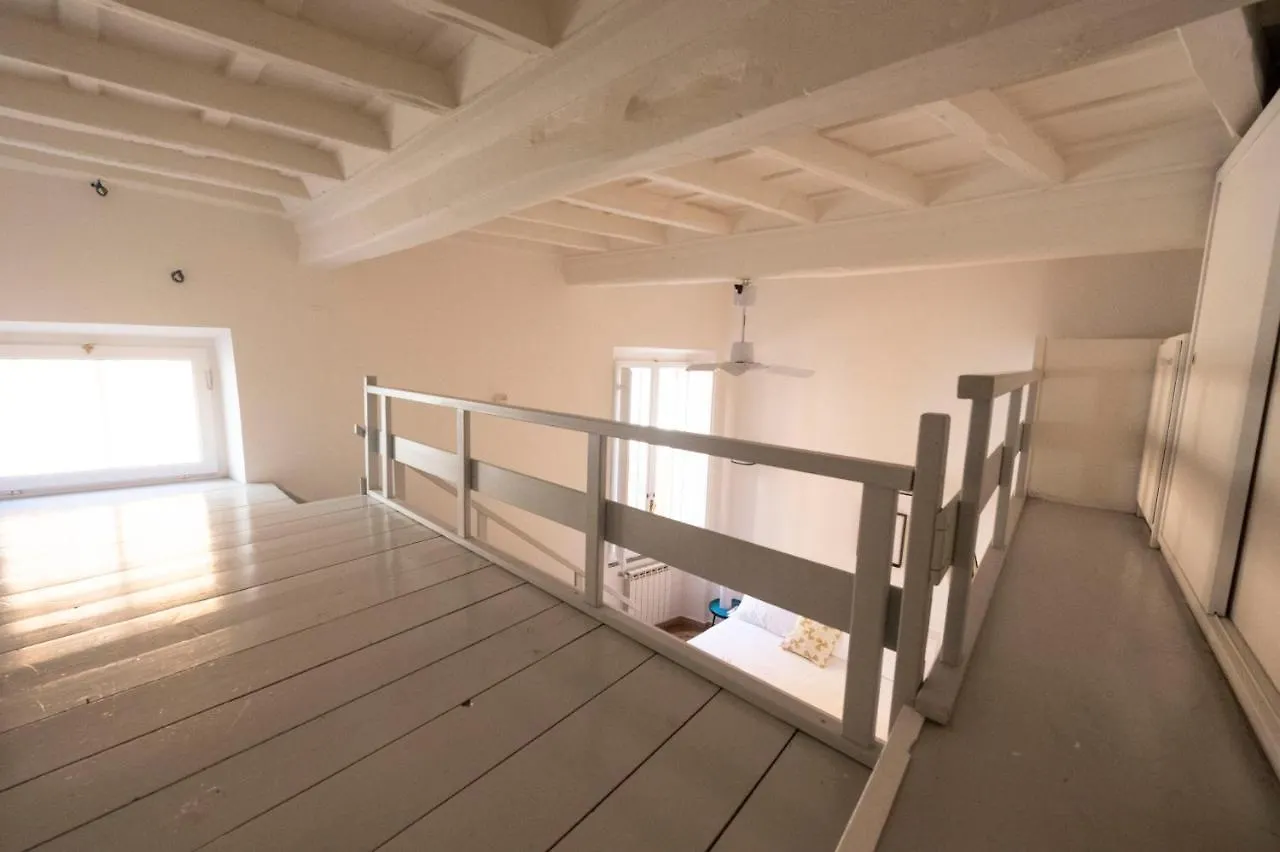 Artsy And Elegant Apartment Near Pantheon Рим